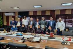اعضای سیزدهمین دوره شورای انتشارات دانشگاه علوم پزشکی شیراز تقدیر شدند