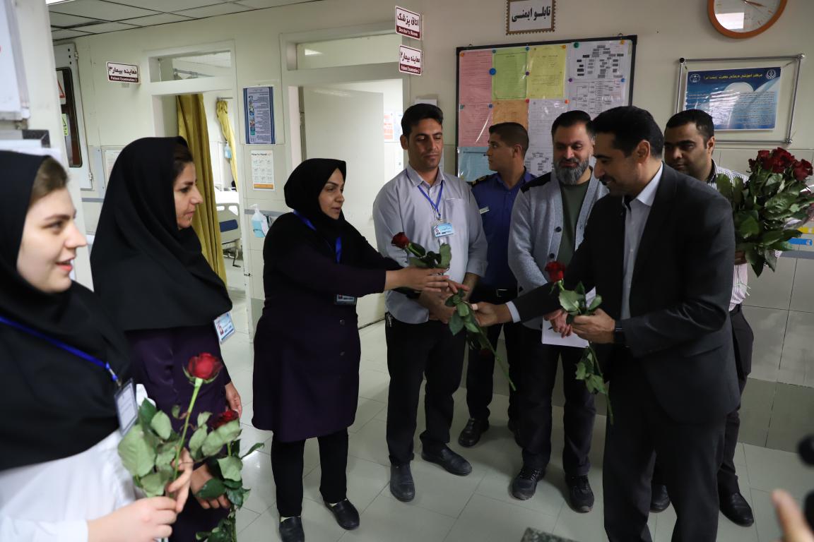 ستاد سلامت نوروزی دانشگاه علوم پزشکی شیراز در 10 فروردین ماه 1403 به روایت تصویر