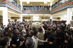 پیکر مطهر شهید گمنام، در دانشگاه علوم پزشکی شیراز آرام گرفت
