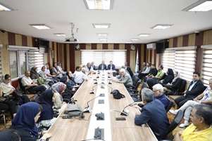 دیدار رئیس دانشگاه علوم پزشکی شیراز با جمعی از پزشکان خانواده فارس؛ تأکید بر پیگیری و رفع چالش‌ها